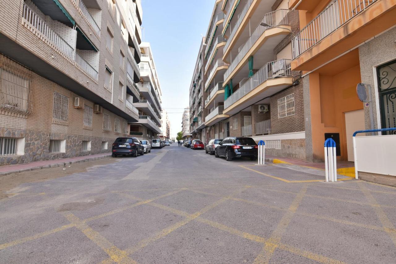 Apartamento Gregorio Torrevieja Exterior foto